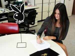 Catarina Migliorini signs Playboy Brasil contract